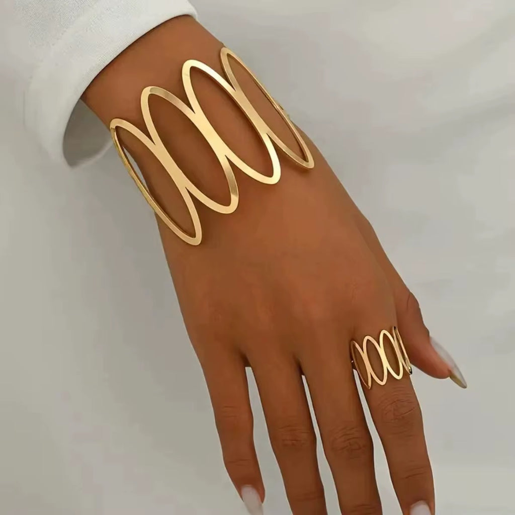 Oval Gold bracelet set