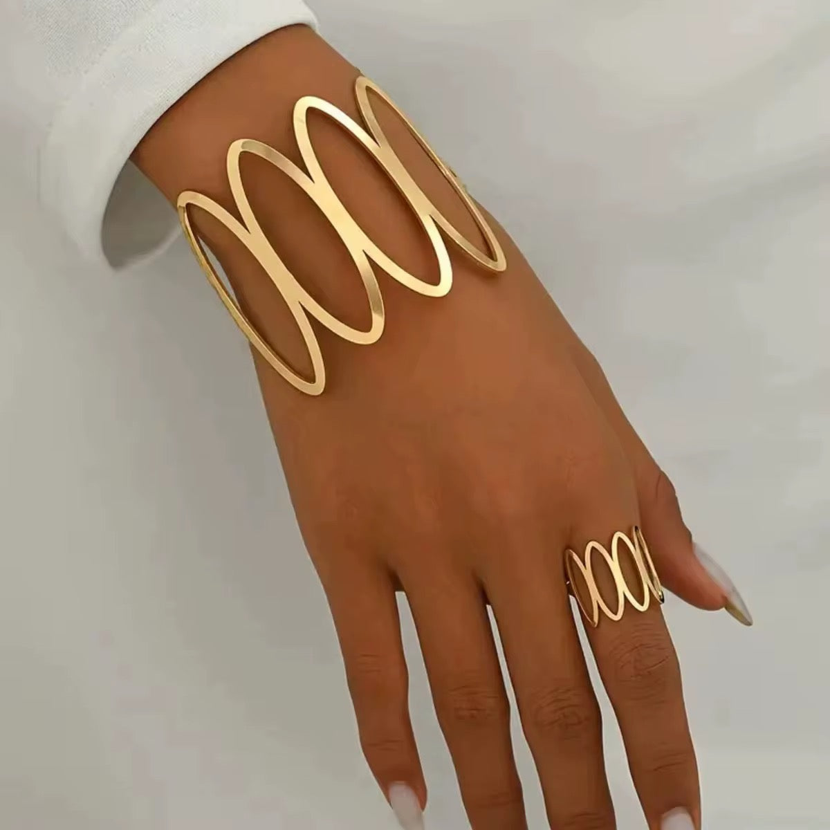 Oval Gold bracelet set