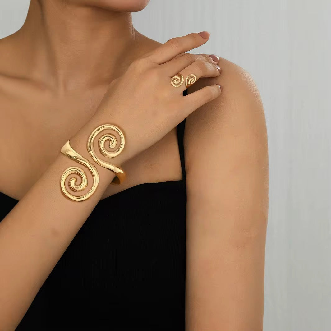Spiral Gold Bracelet set