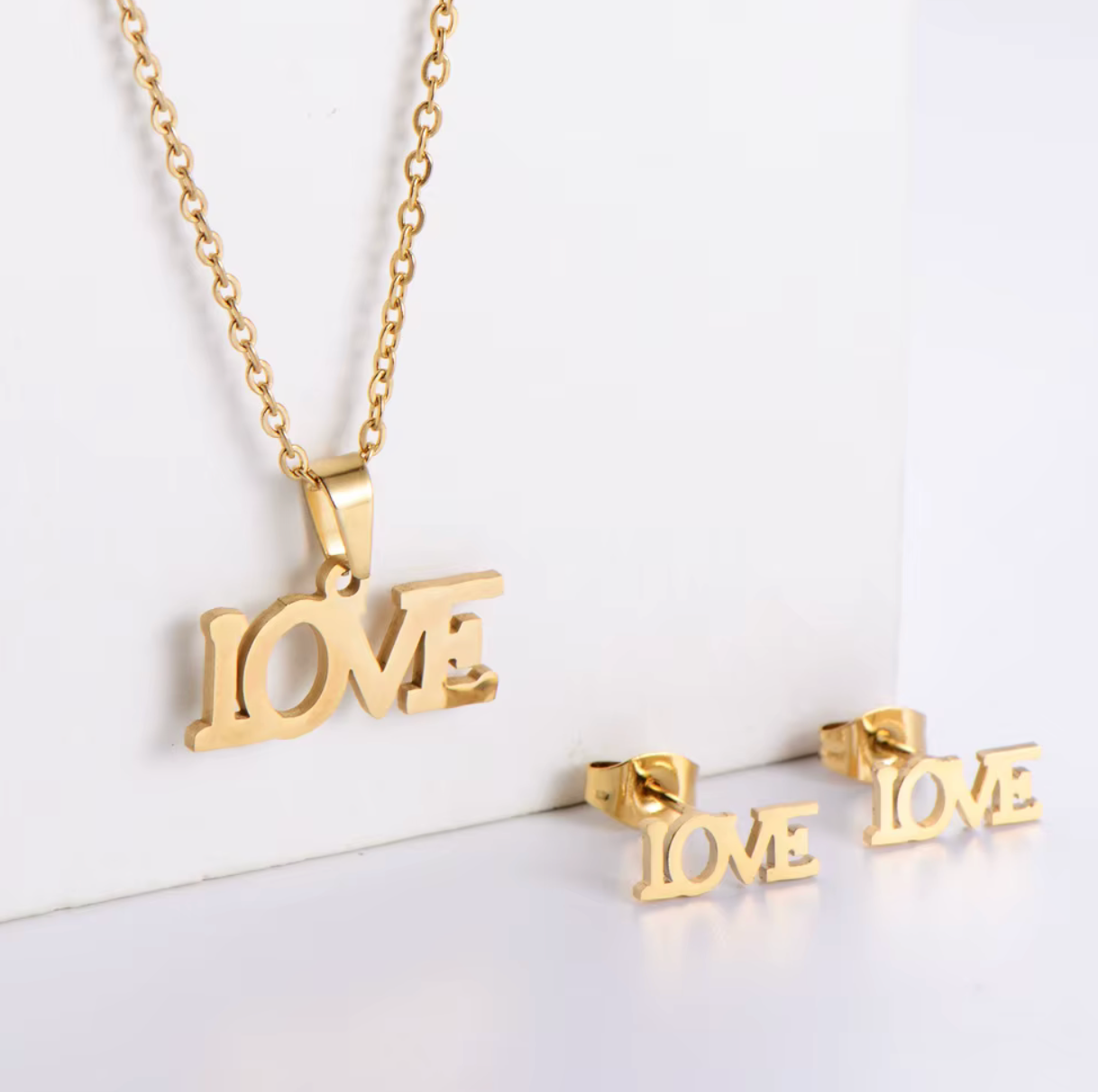 Love Necklace Set